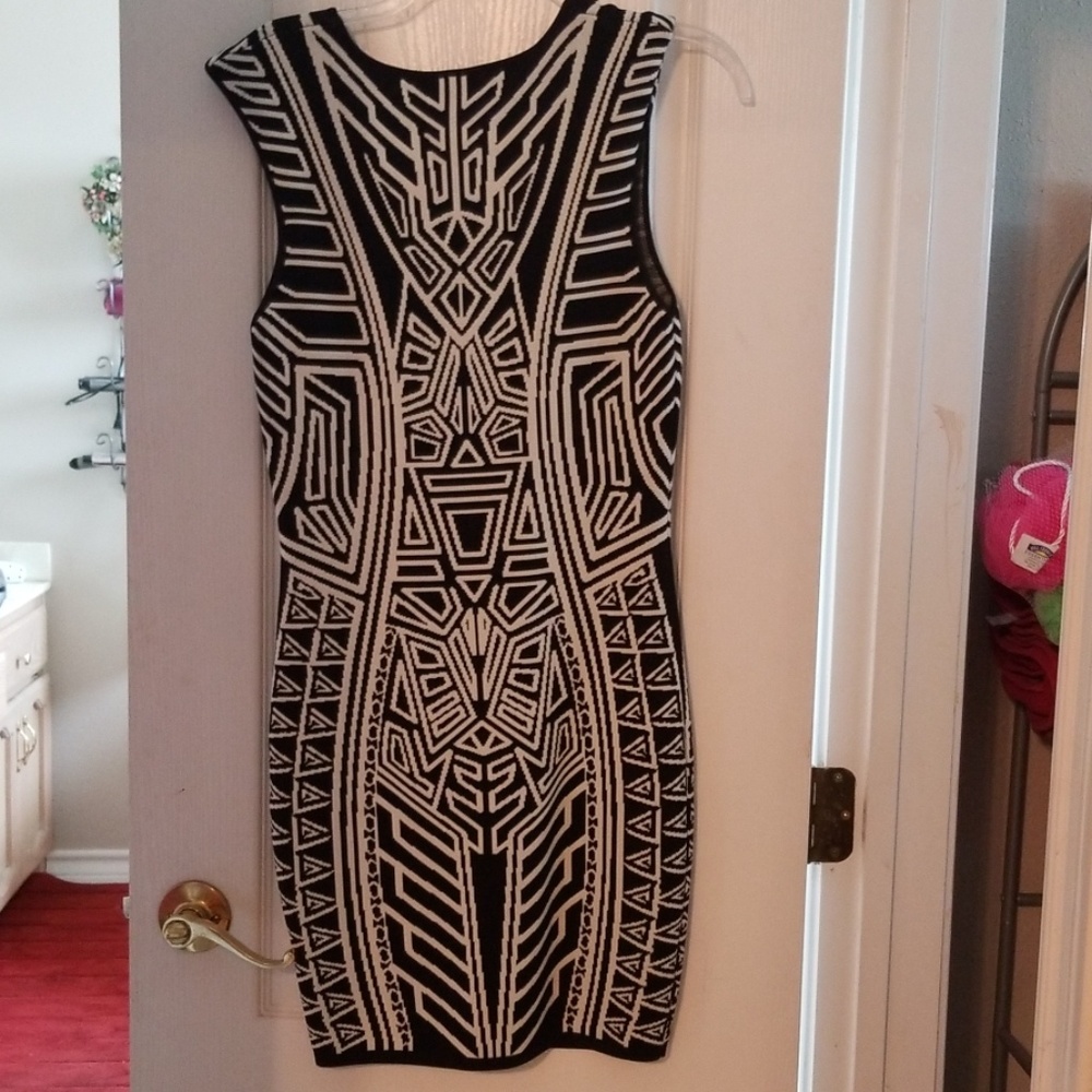 Forever 21 form fitting dress very stretchy